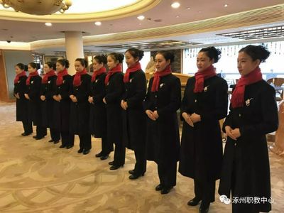 校園動(dòng)態(tài)|涿州職教中心11名旅游專業(yè)學(xué)生參與全國政協(xié)常委會(huì)會(huì)議禮儀與會(huì)展服務(wù)